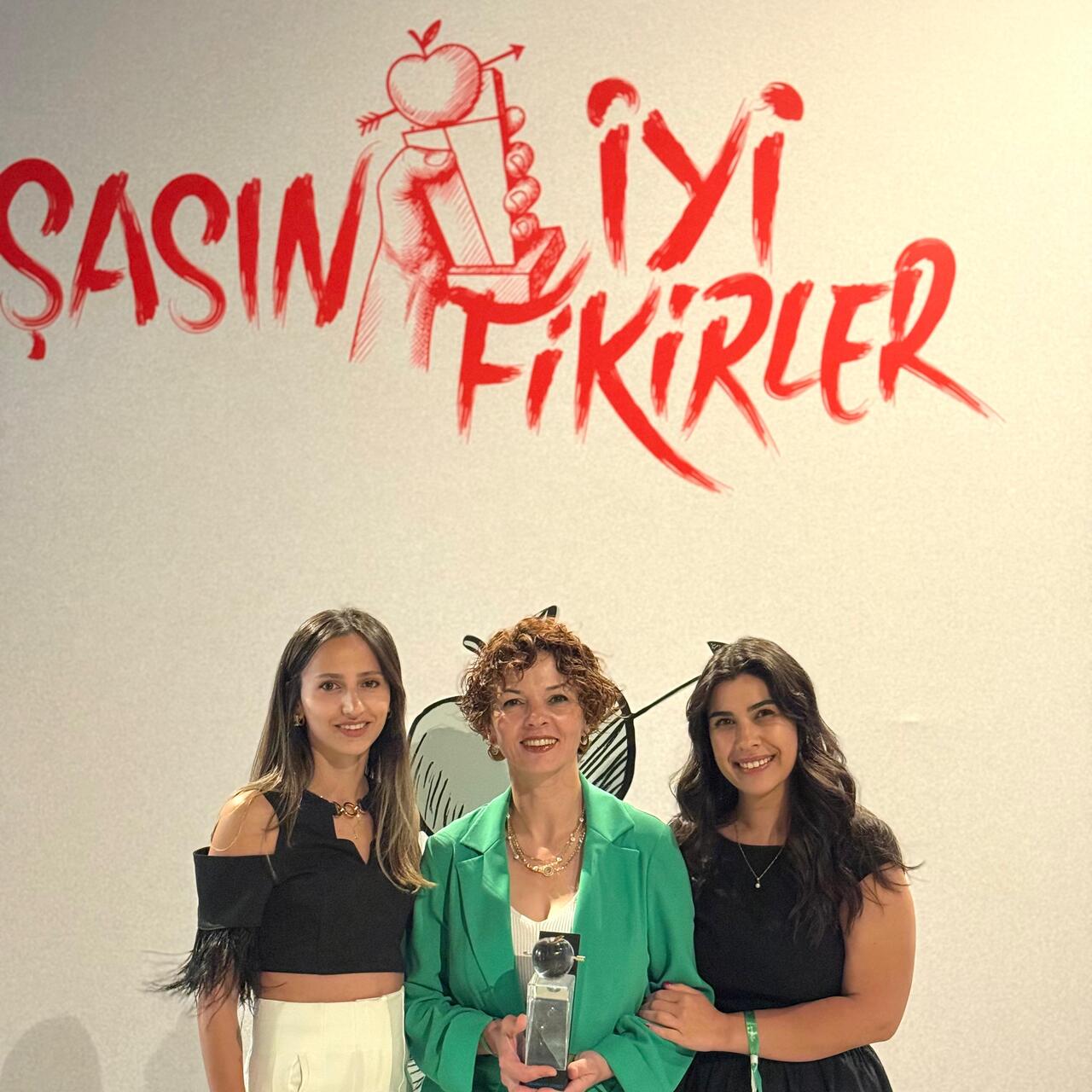 Kristal Elma’da 6 ödül birden