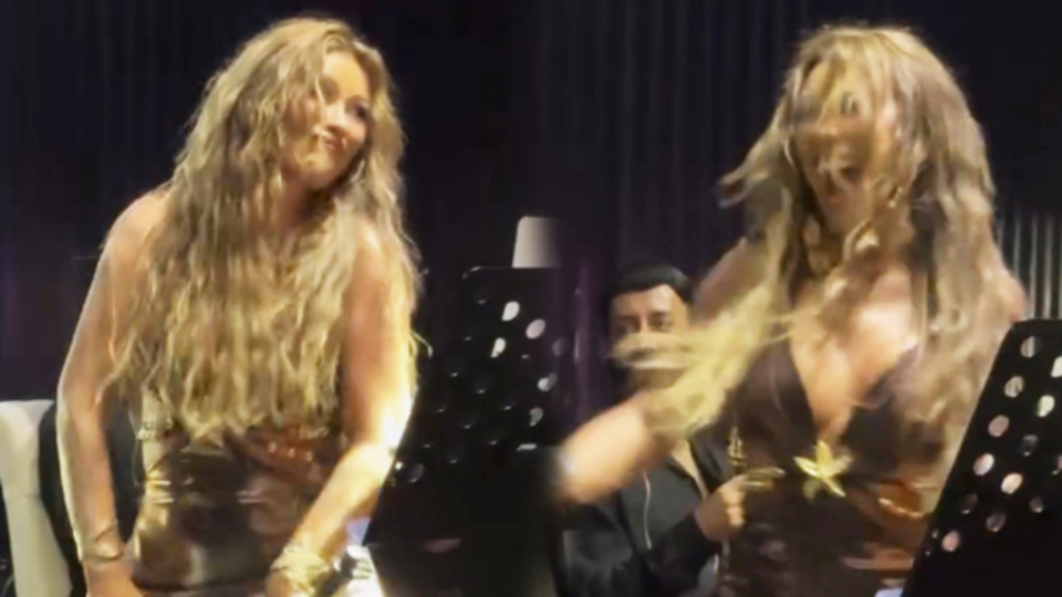 Dansıyla dikkat çekti