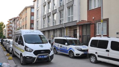 İki çocuk babası evinde ölü bulundu