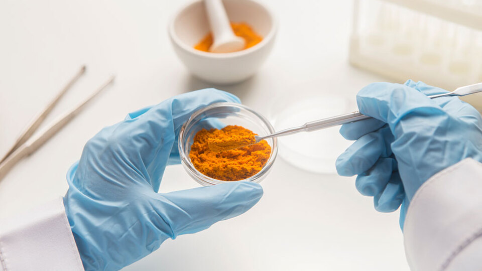 3 gıda laboratuvarına rekabet cezası