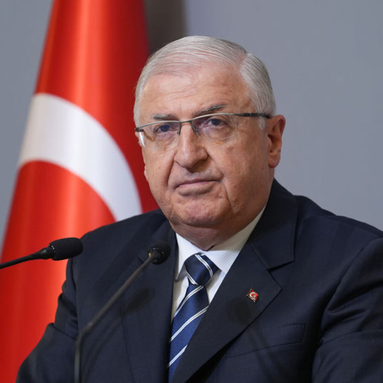 Bakan Güler Rus mevkidaşı ile görüştü