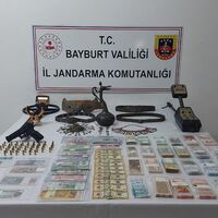 Bayburt merkezli 13 ilde tarihi eser ve izinsiz kazı operasyonu – Güncel haberler