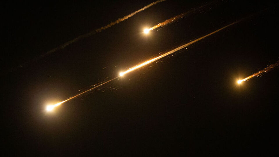 İsrail: İran'dan füzeler ateşlendi