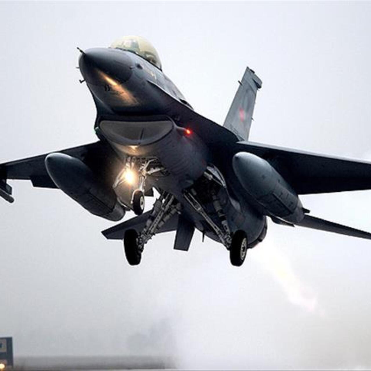 İran basını: İsrail'e ait bir F-35 düşürüldü