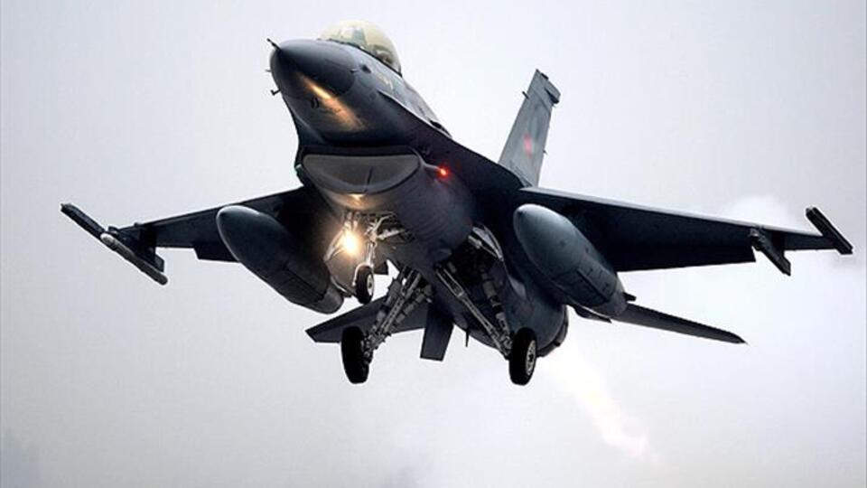 İran basını: İsrail'e ait bir F-35 düşürüldü