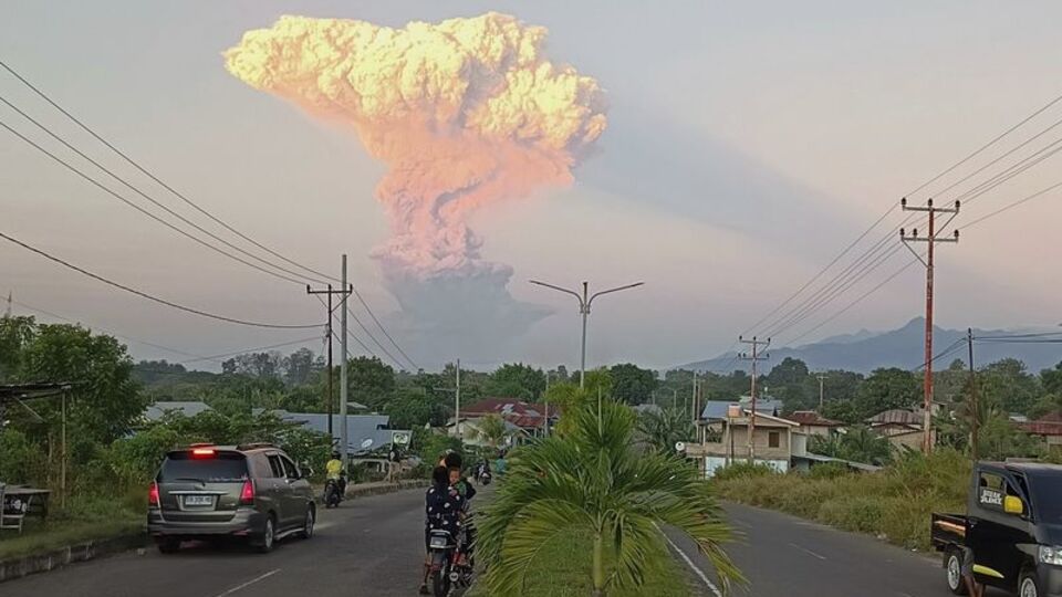 Endonezya'da uluslararası uçak seferleri iptal