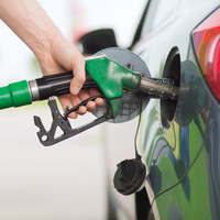 Benzin ve motorine yeni zam! 50 TL'yi aşacak