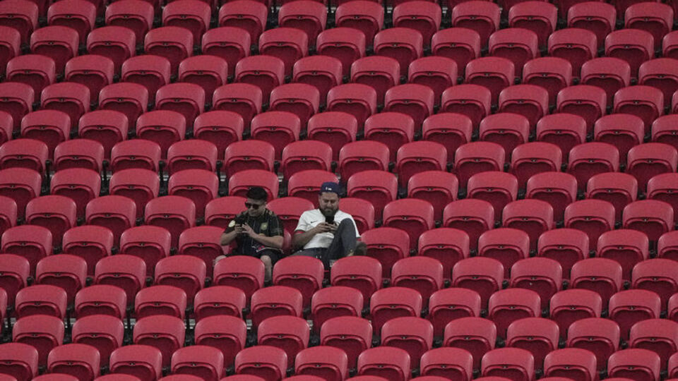 Kulüpler Dünya Kupası'nda statlar boş kaldı!