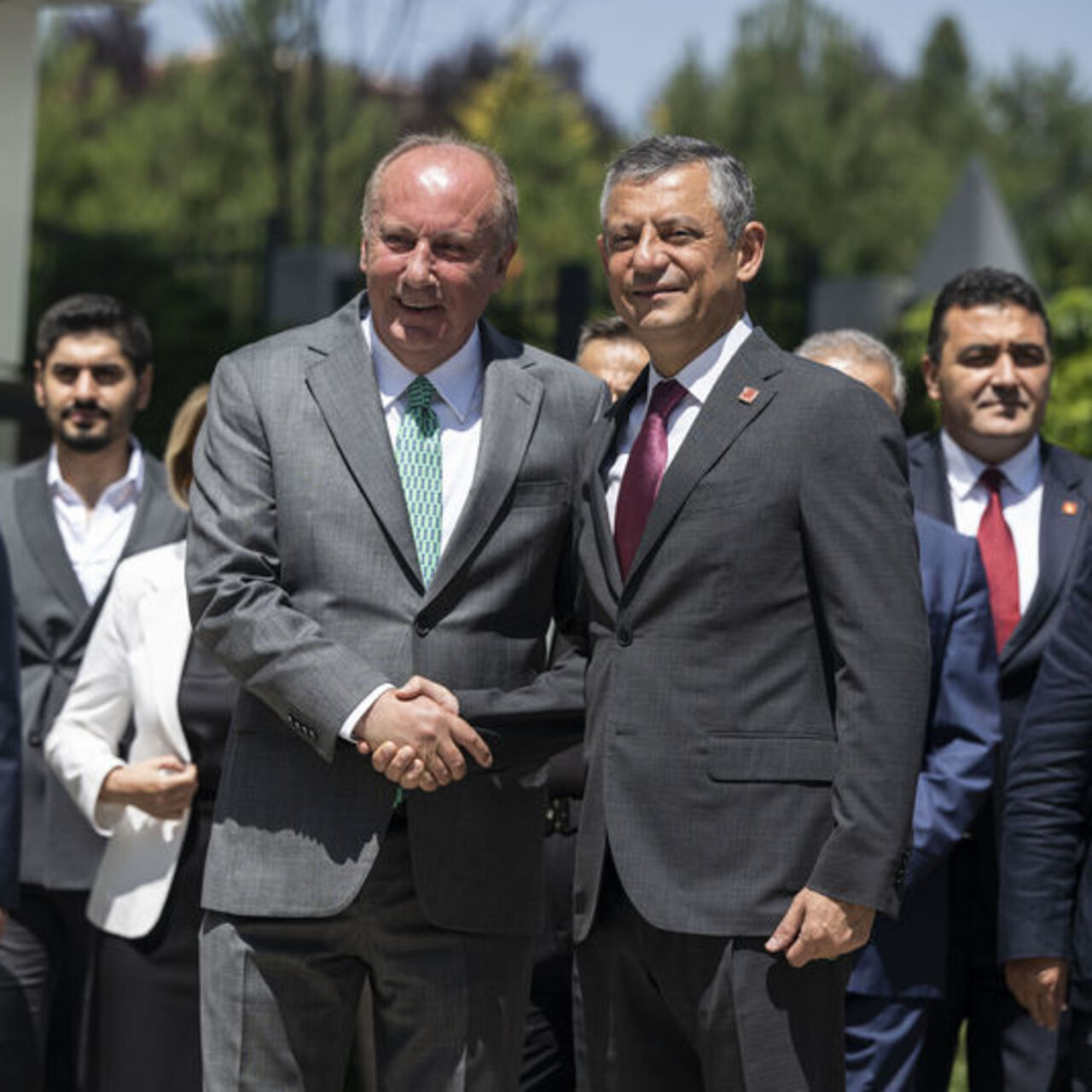 CHP lideri Özel, İnce’yi CHP’ye davet etti