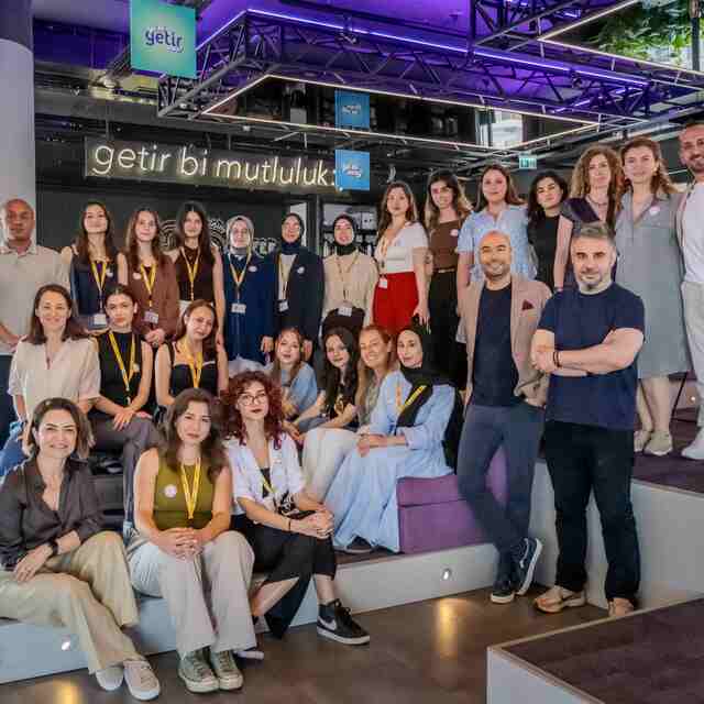 Genç kadın mühendis adaylarına destek