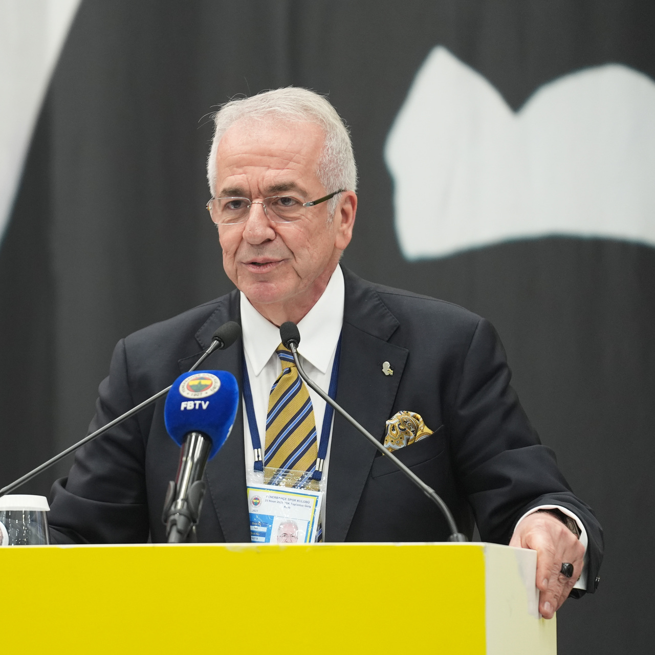 F.Bahçe'de Erol Bilecik'ten ayrılık kararı!