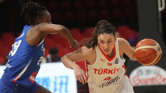 Potanın Perileri Fransa'ya mağlup!