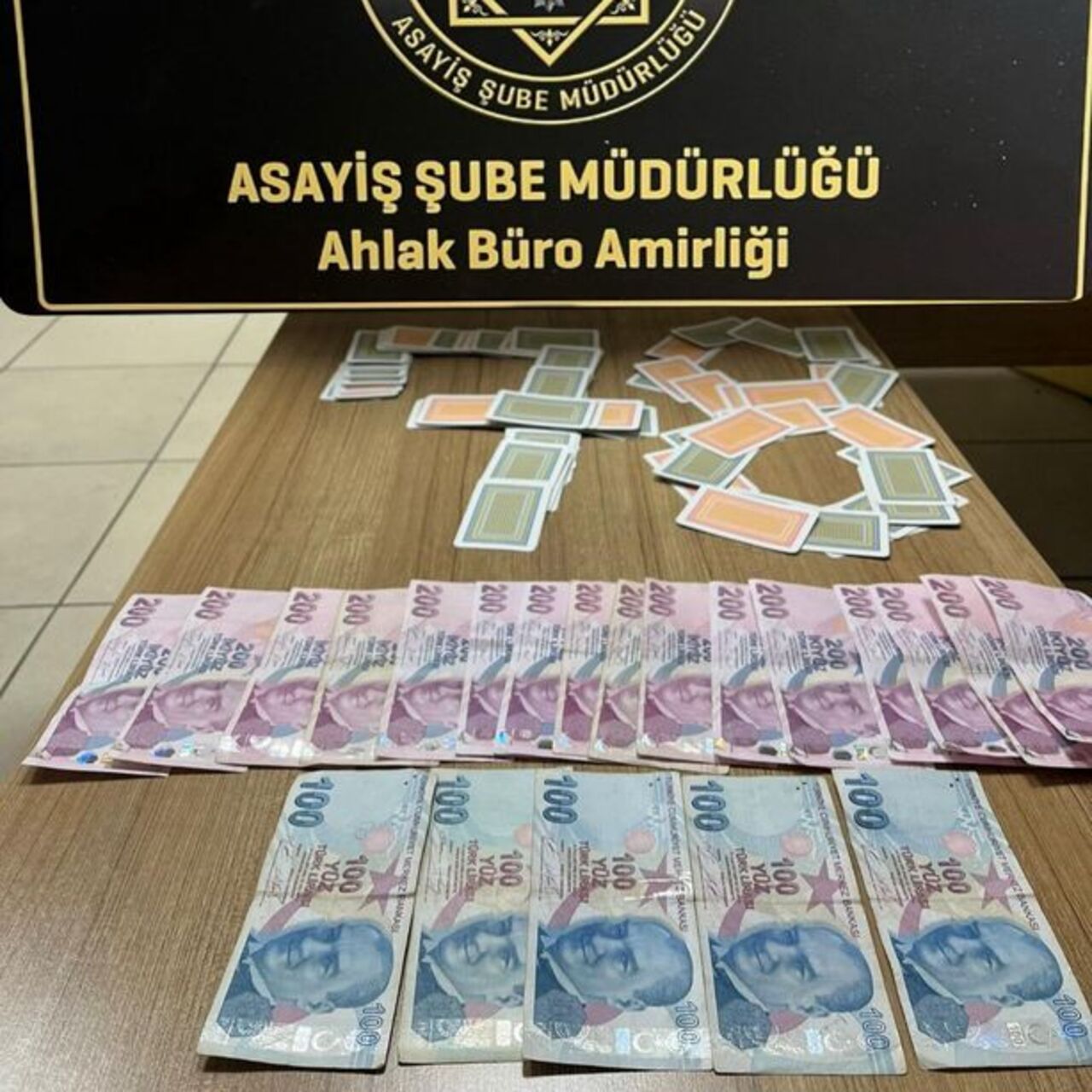 Kumar oynayan 22 kişiye para cezası