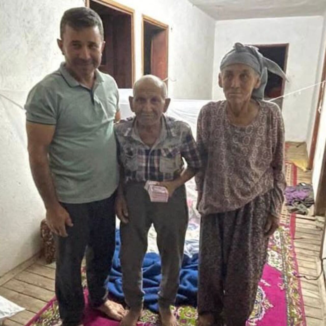 Yangında 80 bin lirasını kaybeden kişiye yardım eli