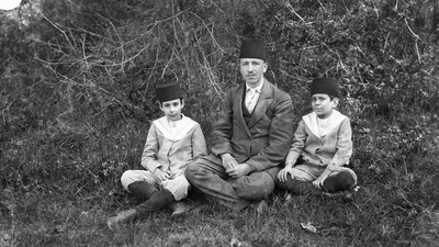 Maceraperest Bir Mimarın Fotoğrafhanesi ziyarete açıldı