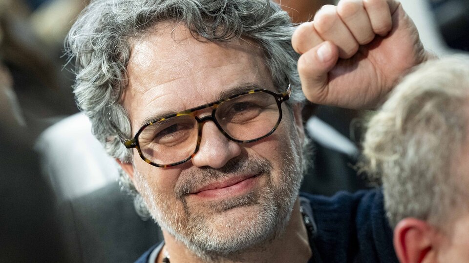 "Sorun göçmenler değil, milyarderler"