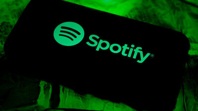 Türk sanatçılar 2024'te 2 Milyar TL telif geliri elde etti