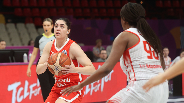 Potanın Perileri, İsviçre'yi devirdi!