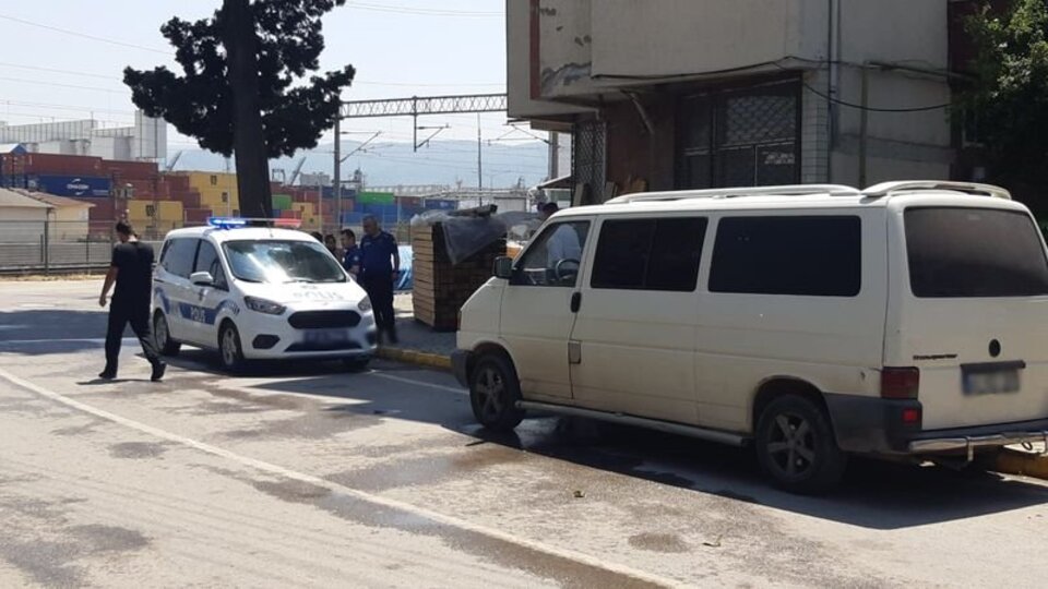 'Uygunsuz giyinme' tartışması