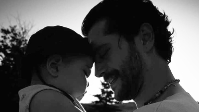 Oğluyla ilk paylaşım