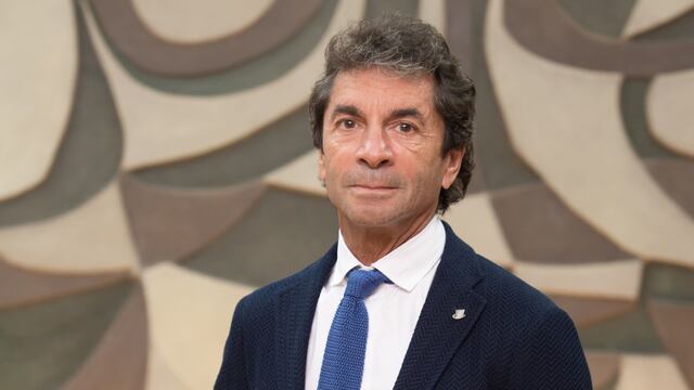 Vakko'nun 90 yılı aşan yolculuğu kitap oldu