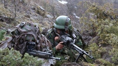 Komando nasıl olunur?