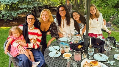 Eski ve yeni eşler doğum günü kutladı