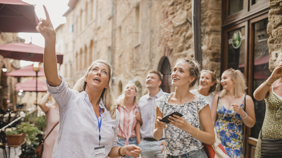Turist rehberi nasıl olunur?