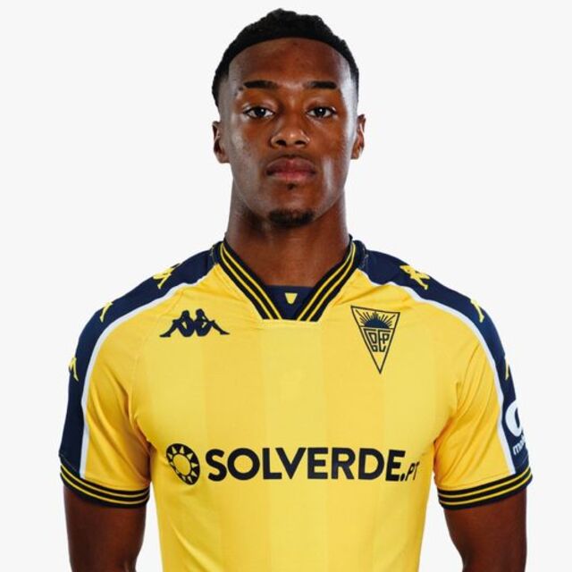 Trabzonspor'dan sağ bek transferi!