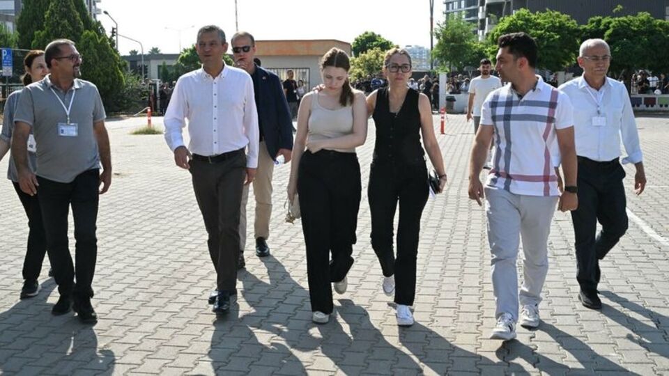 Özgür Özel, Nehir Zeyrek'i sınava bıraktı