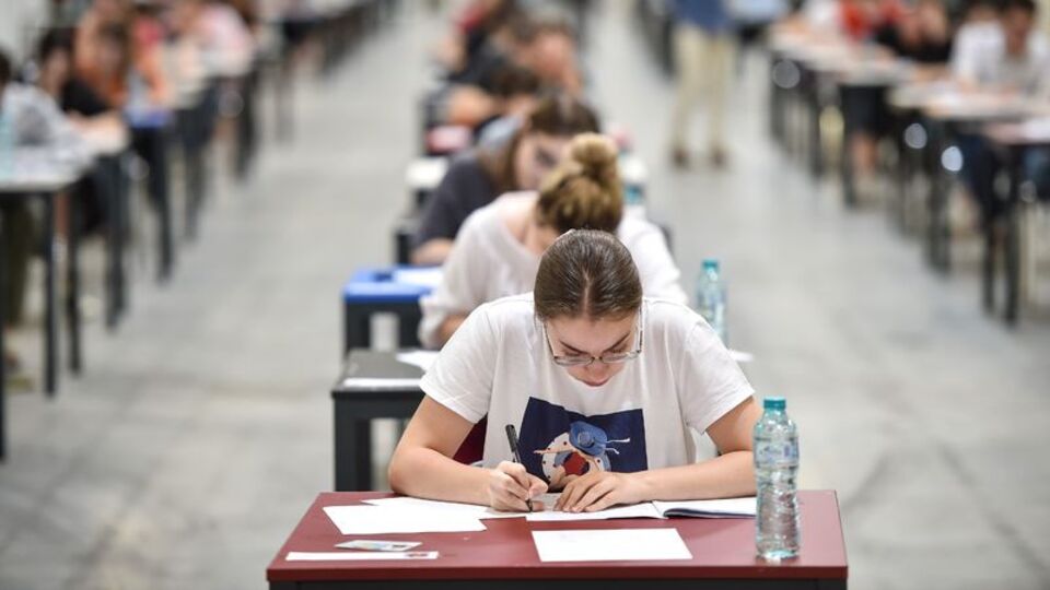 YKS'nin ilk oturumu sona erdi!