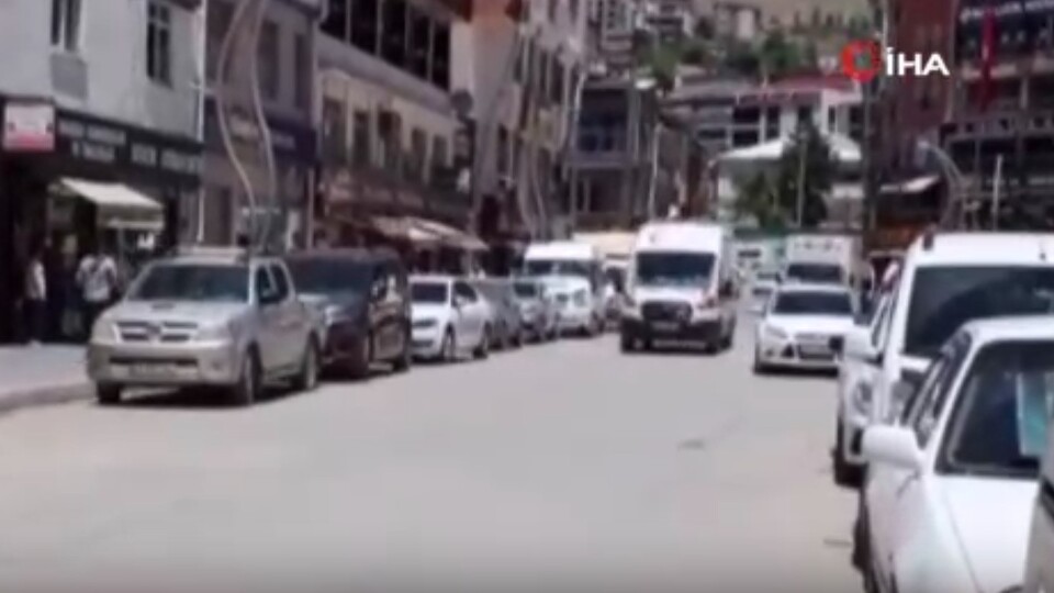 Askeri araç kaza yaptı! 8 asker yaralı