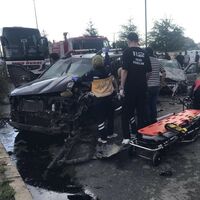 Uşak'ta otomobilin karşı şeride geçip çarptığı aracın sürücüsü hayatını kaybetti thumbnail