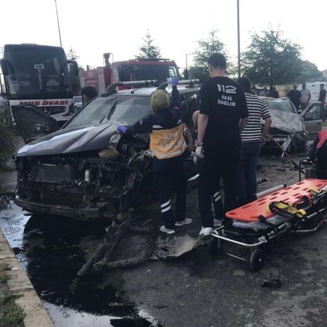 Uşak'ta kaza: 1 ölü 1 yaralı