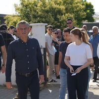 Özgür Özel, Nehir Zeyrek'i yine yalnız bırakmadı | Son dakika haberleri thumbnail