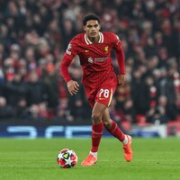 Leverkusen'e İngiliz stoper!