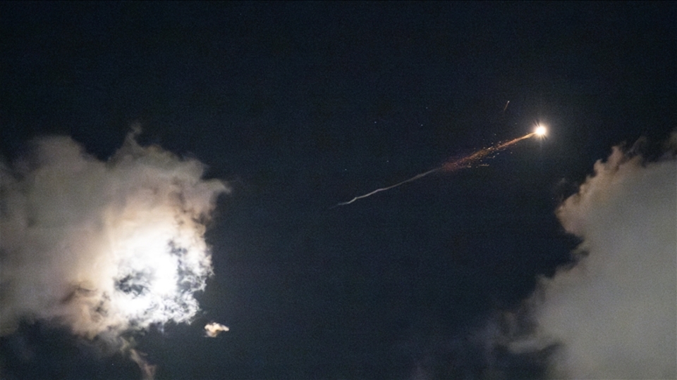 İsrail'in İran'a saldırıları gece saatlerinde de devam etti