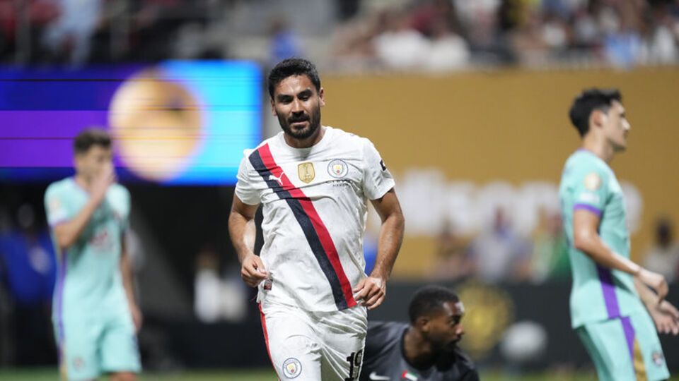 İlkay şov yaptı, M.City son 16'ya kaldı!