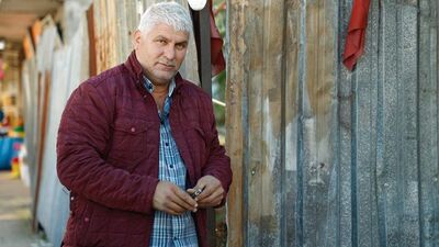 Arkadaş ortamında sohbet ediyorlardı... Kurşun yağmuru!