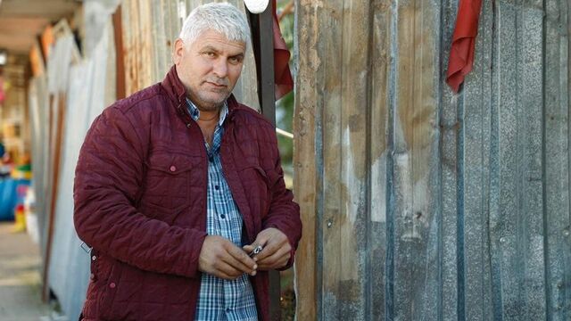 Arkadaş ortamında sohbet ediyorlardı... Kurşun yağmuru!