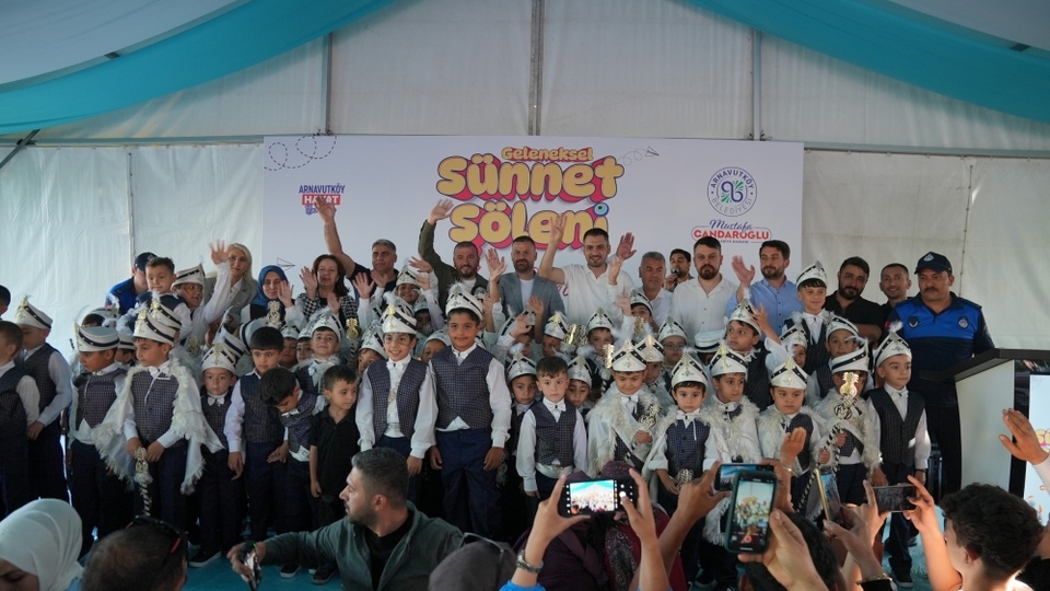 Arnavutköy'de 650 çocuk için sünnet şöleni