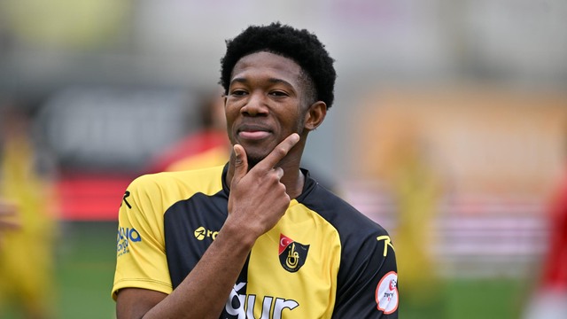 1. Lig tarihine geçecek: Diarra'ya flaş teklif