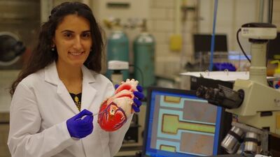 Bilim insanı Canan Dağdeviren beyin kanaması geçirdi