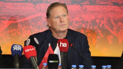 Kayserispor'da Gisdol'un ekibi belli oldu