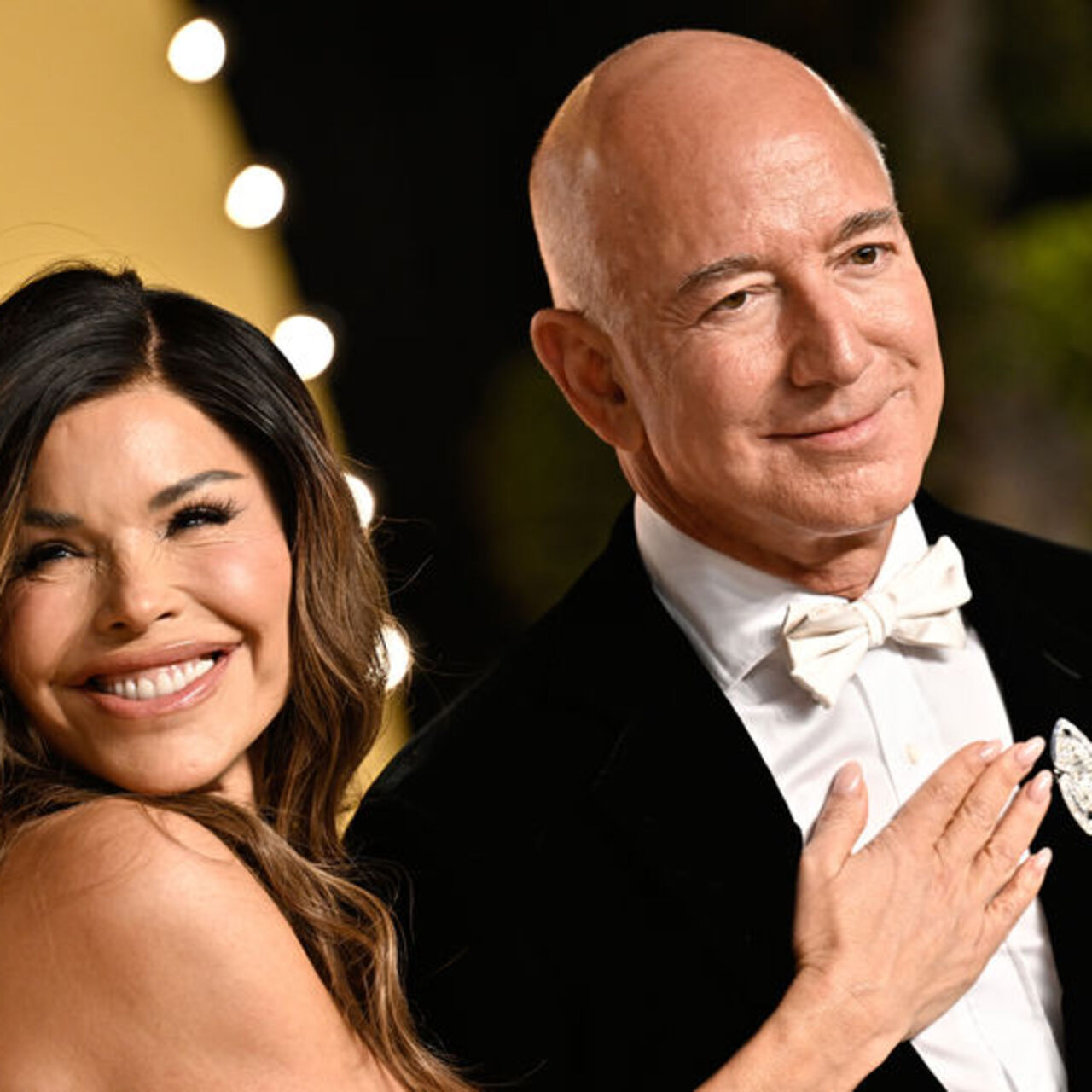 Jeff Bezos'un yapacağı düğün protesto edildi