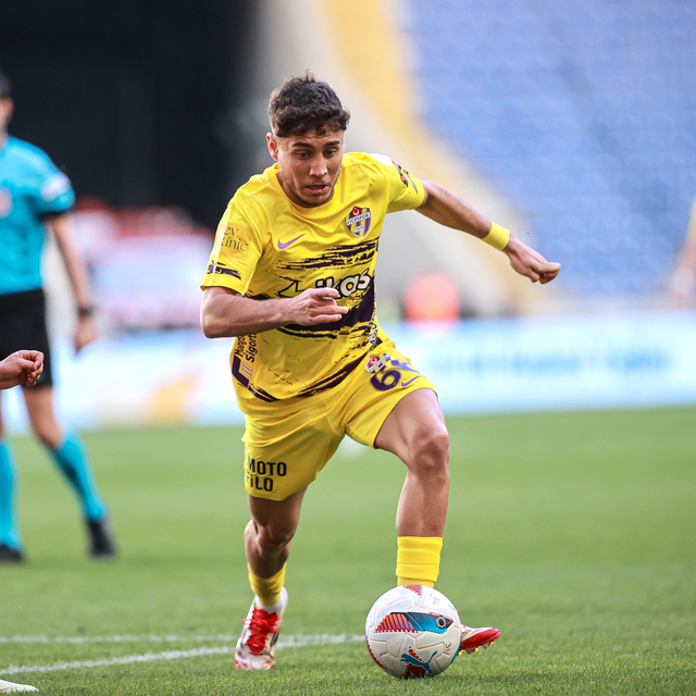 Emre Mor F.Bahçe'ye döndü!