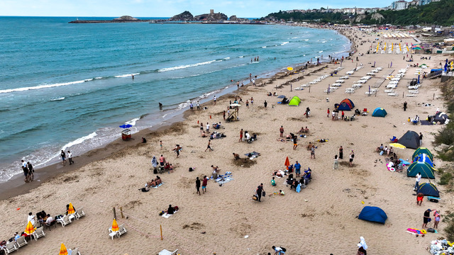 Hava sıcaklıkları mevsim normalleri üzerinde