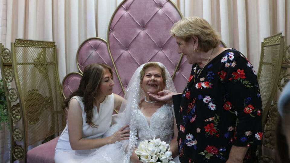 Damatsız düğün yapmıştı... Ağaçlık alanda ölü bulundu!