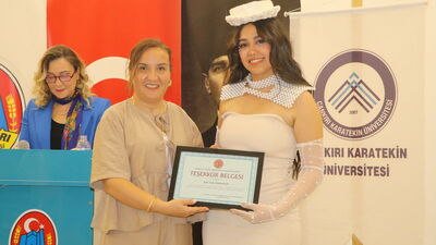 İhtiyaç sahibi çocuklara özel kostümlü doğum günü