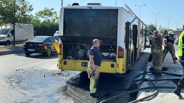 İETT otobüsünde yangın çıktı